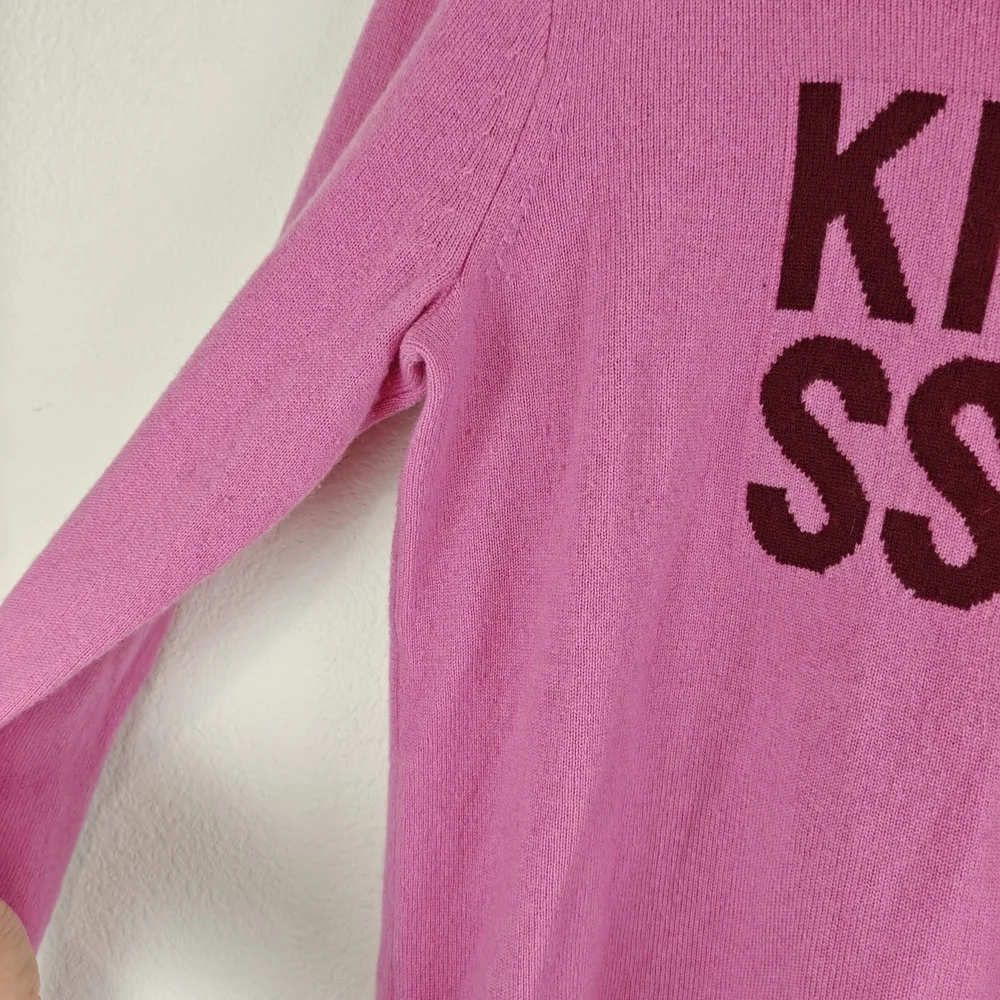 J. Crew Pink Kiss Kiss Layla Cashmere Crew Sweater Size Medium 100% Cashmere